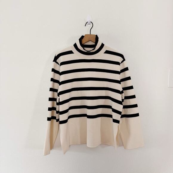 H&M Women's Black Cream Stripe Turtleneck Size Medium M - Picture 1 of 3
